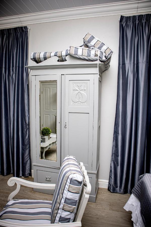 French Karoo Guesthouse Beaufort West Esterno foto