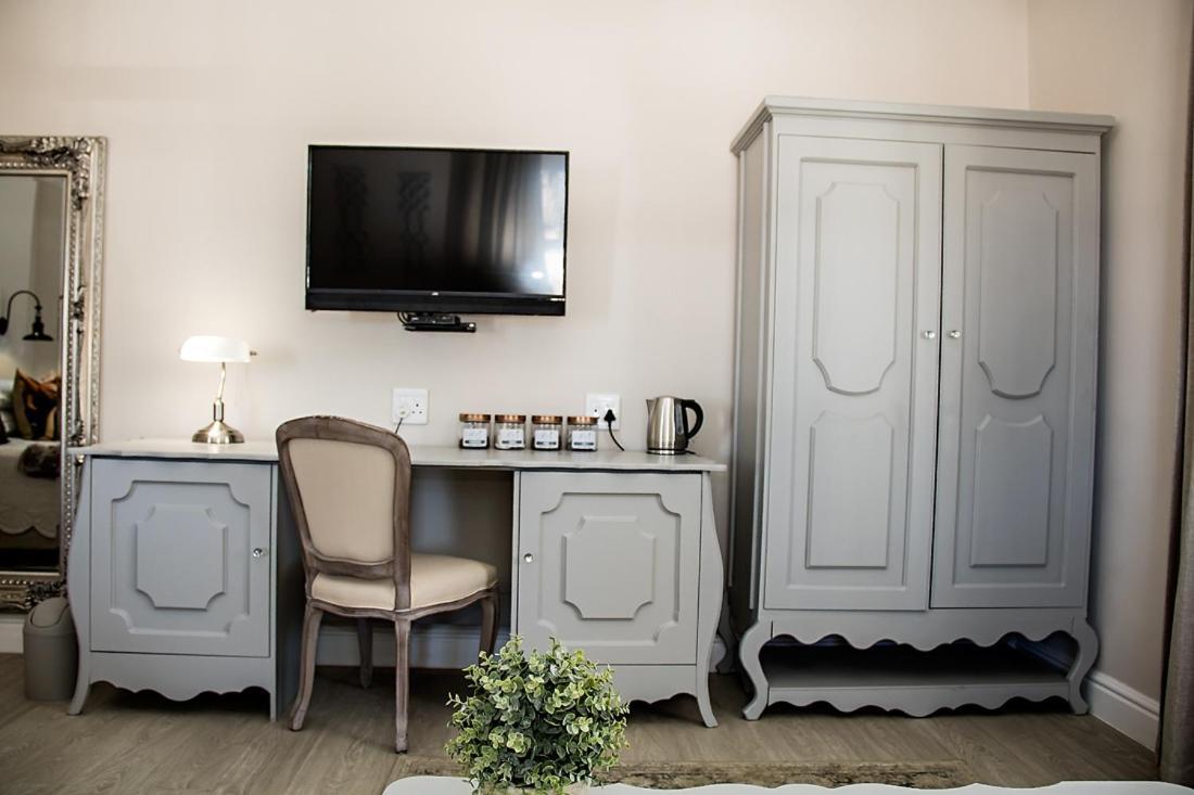 French Karoo Guesthouse Beaufort West Esterno foto