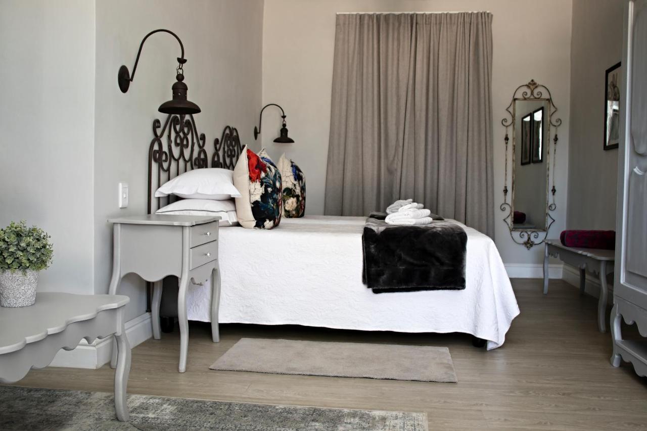 French Karoo Guesthouse Beaufort West Esterno foto