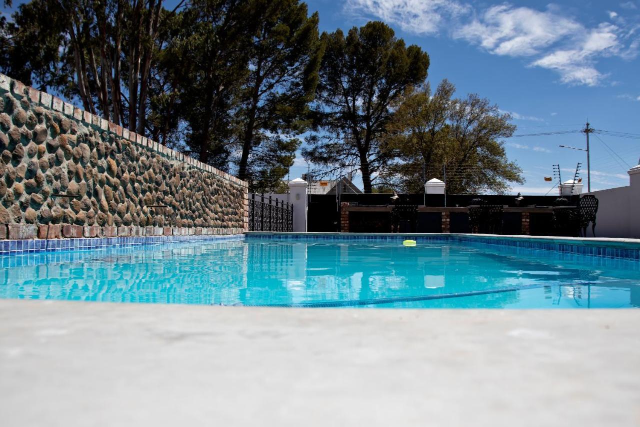 French Karoo Guesthouse Beaufort West Esterno foto
